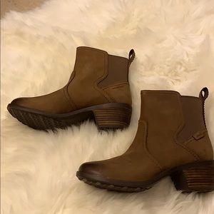 Teva Anaya Chelsea Boots